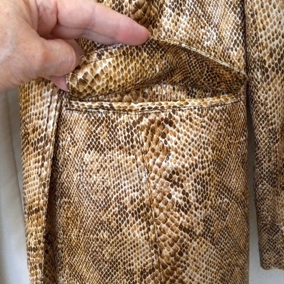 Together Brand Blazer and Pants set. Size 8. - Picture 5 of 16